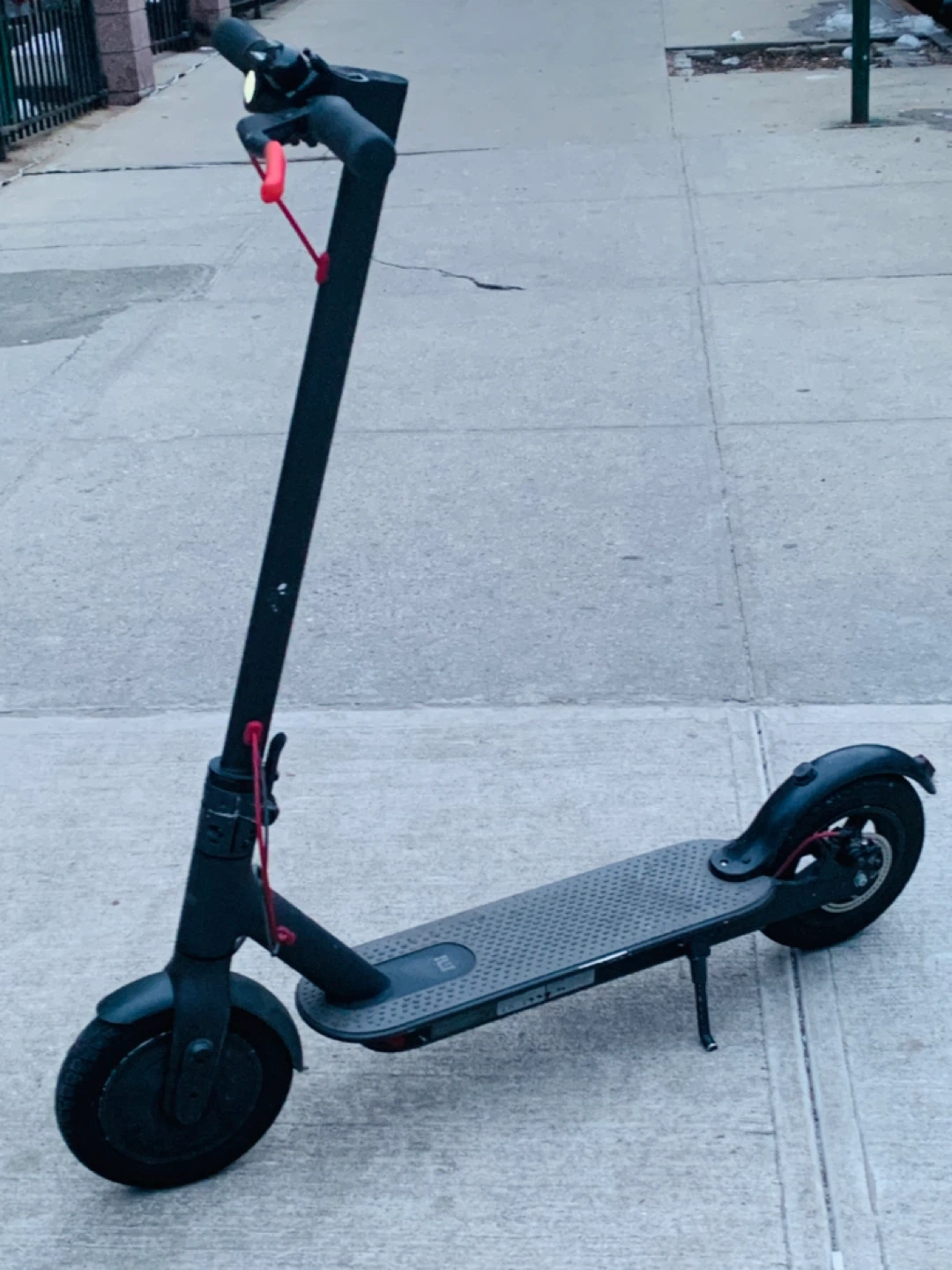 Xiaomi Mi Electric Scooter run fast 20 mph - photo 4