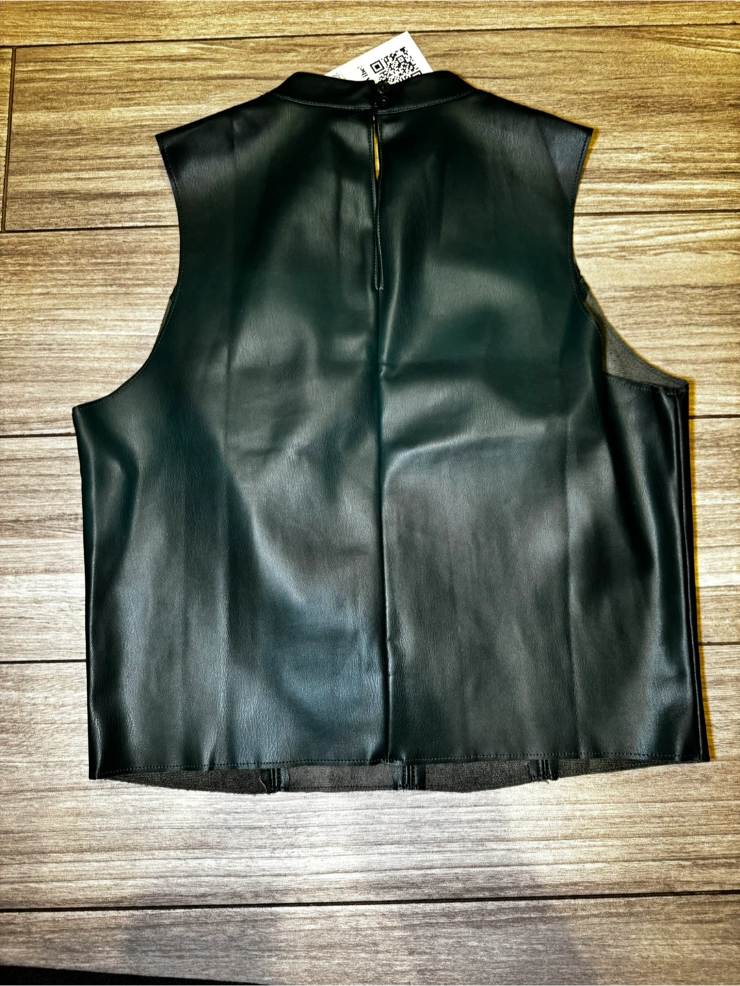 🥕 Naked Zebra Women's Green Faux Leather Sleeveless Top Size S - photo 5