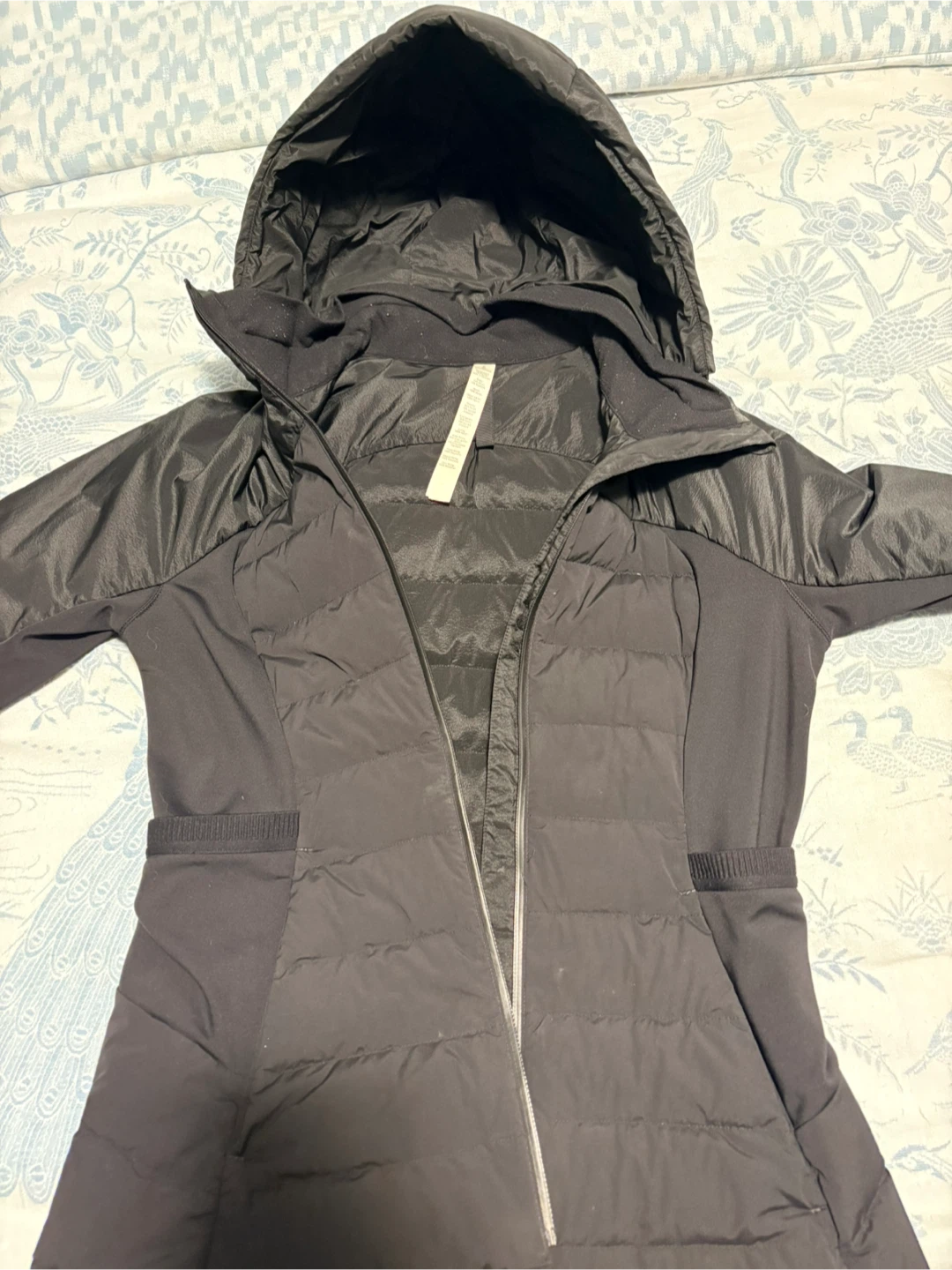 Lululemon Down for it All Jacket - photo 3