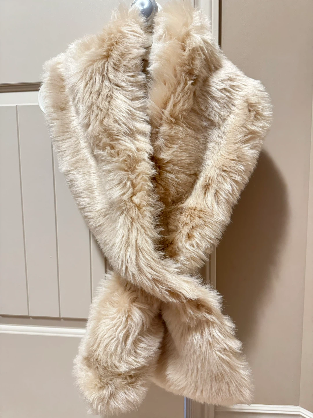 Cream Faux Fur Scarf with Satin Lining