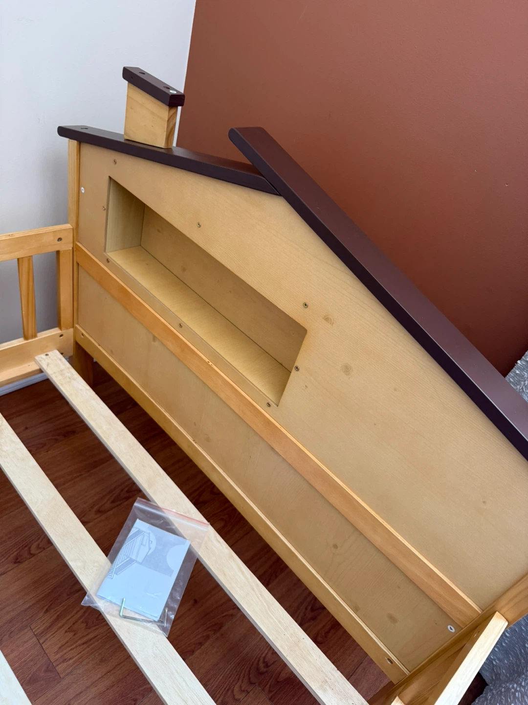 Twin/toddler bed with rails - photo 3