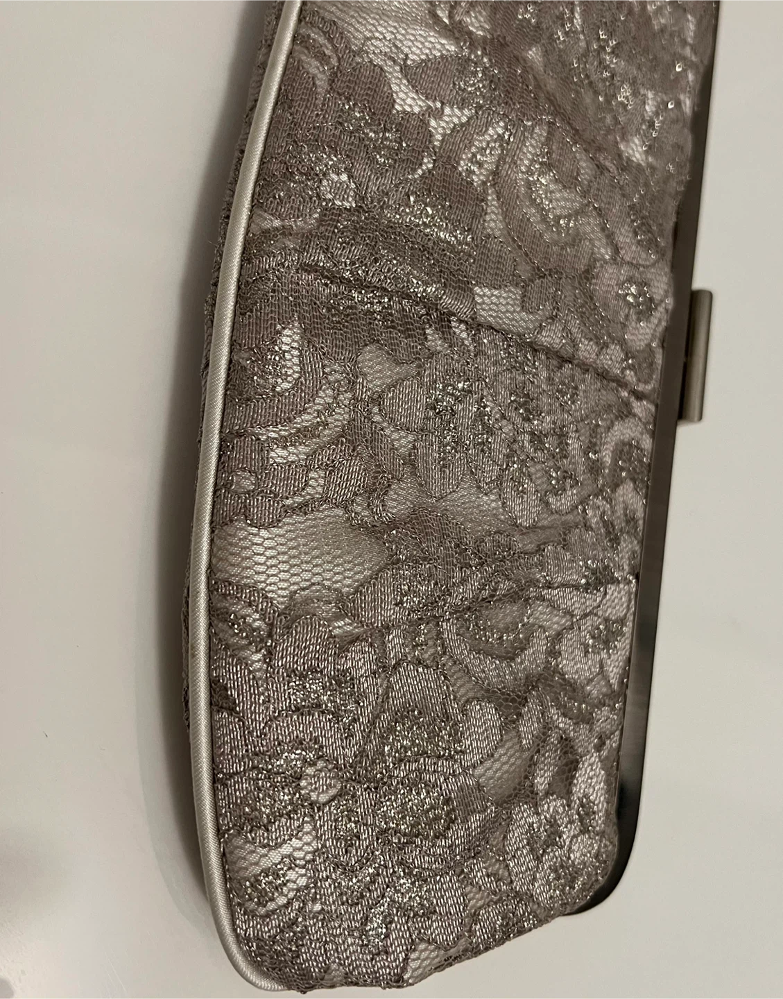 Accesssorize Grey Lace Clutch Purse - photo 3