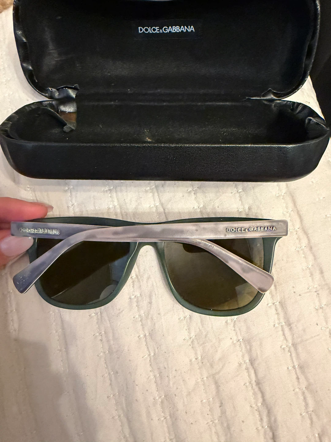 Dolce & Gabbana Sunglasses with Case - photo 2