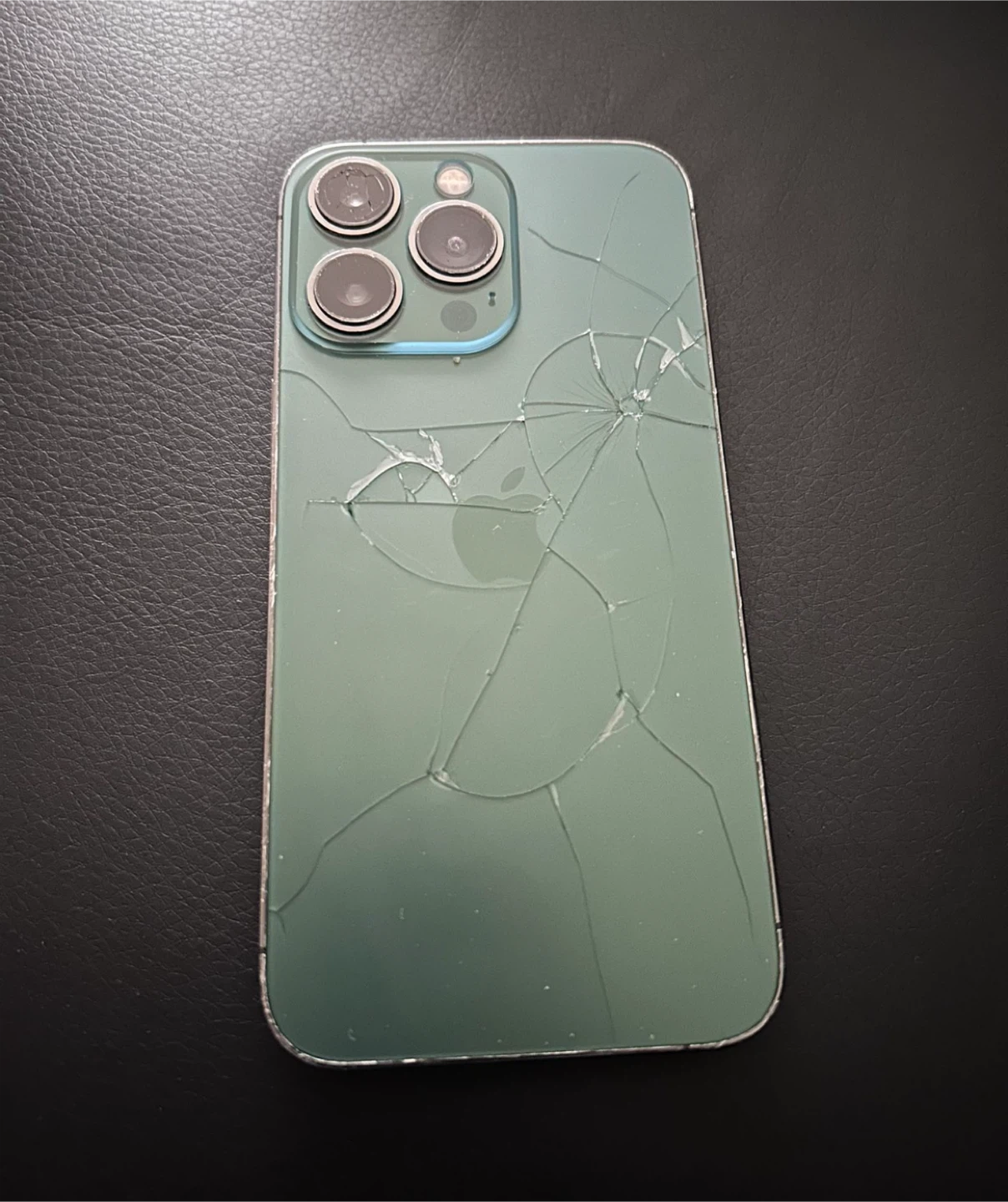 iPhone 13 Pro 128GB - Green (Cracked Back)