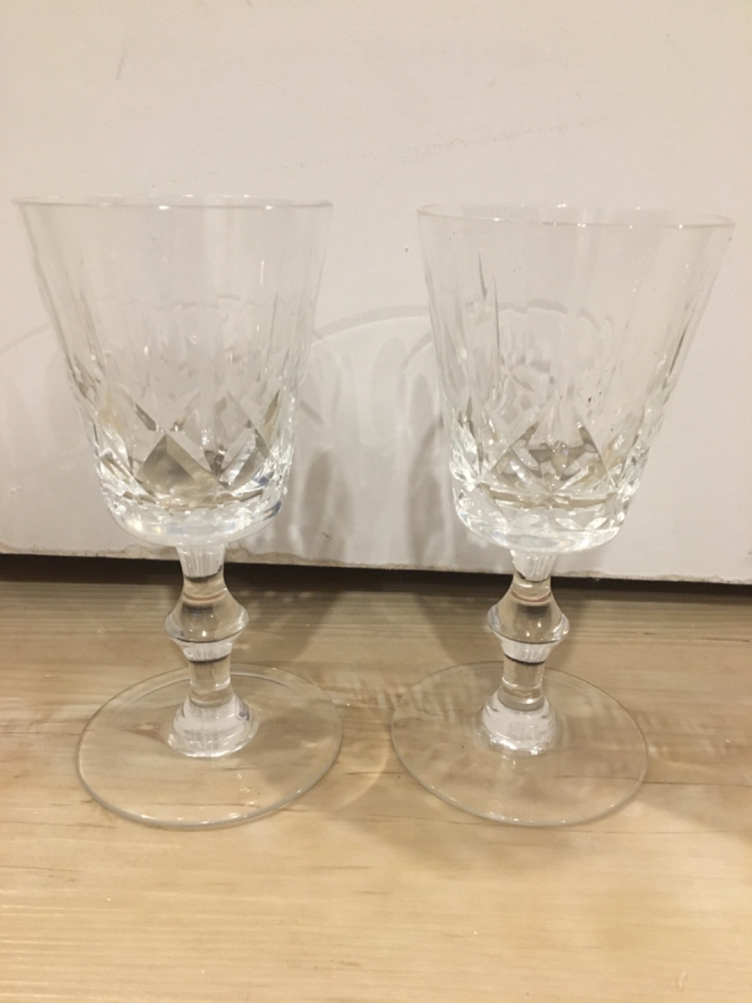 Set of 5 Clear Cut Glass Wine Glasses - photo 2