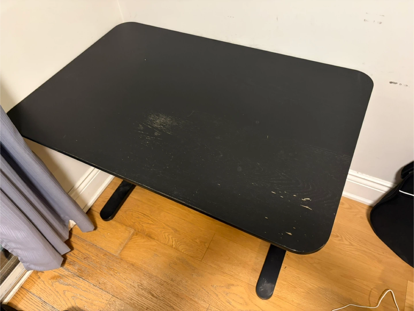 IKEA BEKANT adjustable Desk - photo 2