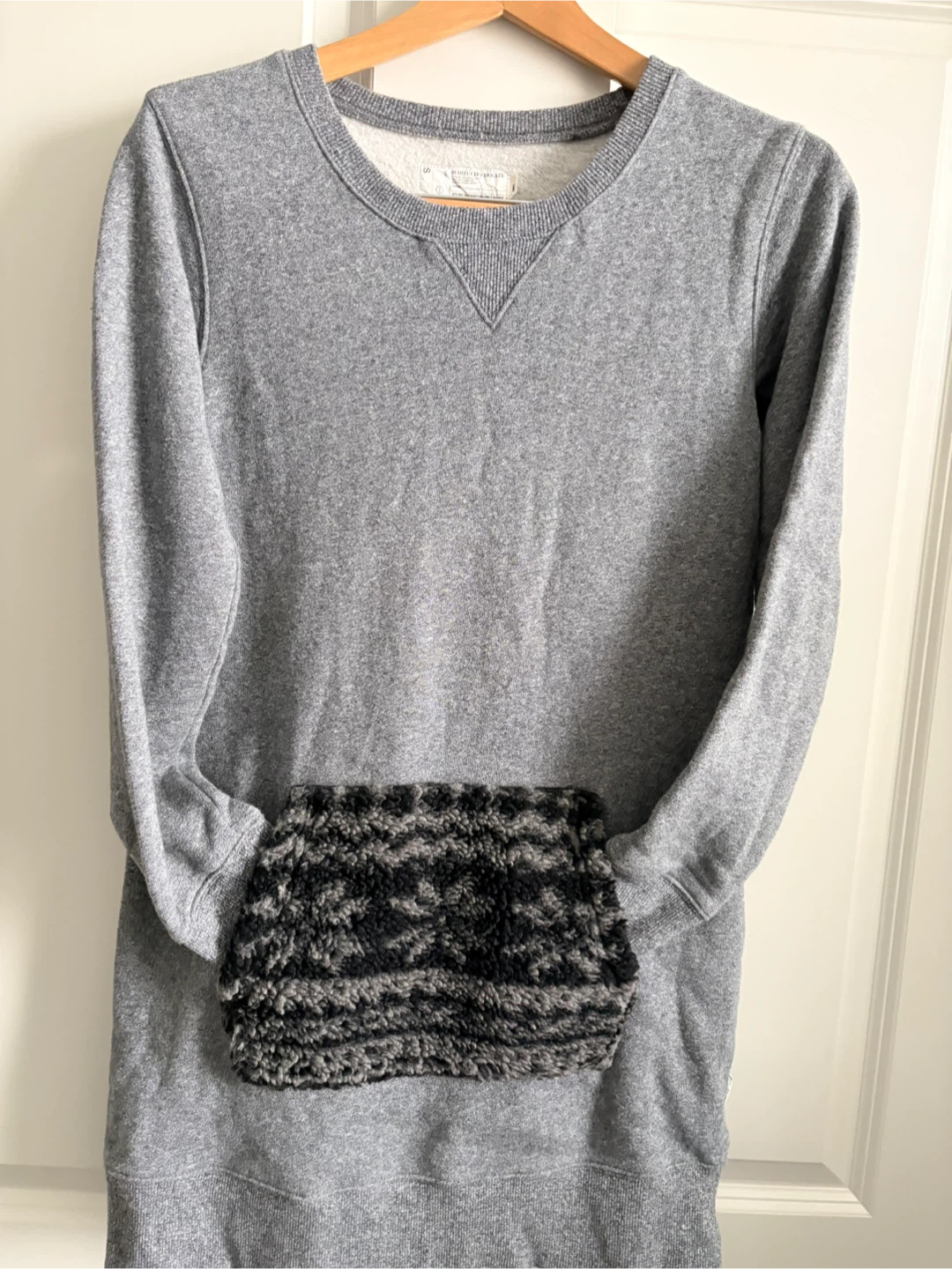 🥕White Chocolate Grey Crewneck Sweatshirt with Pocket
