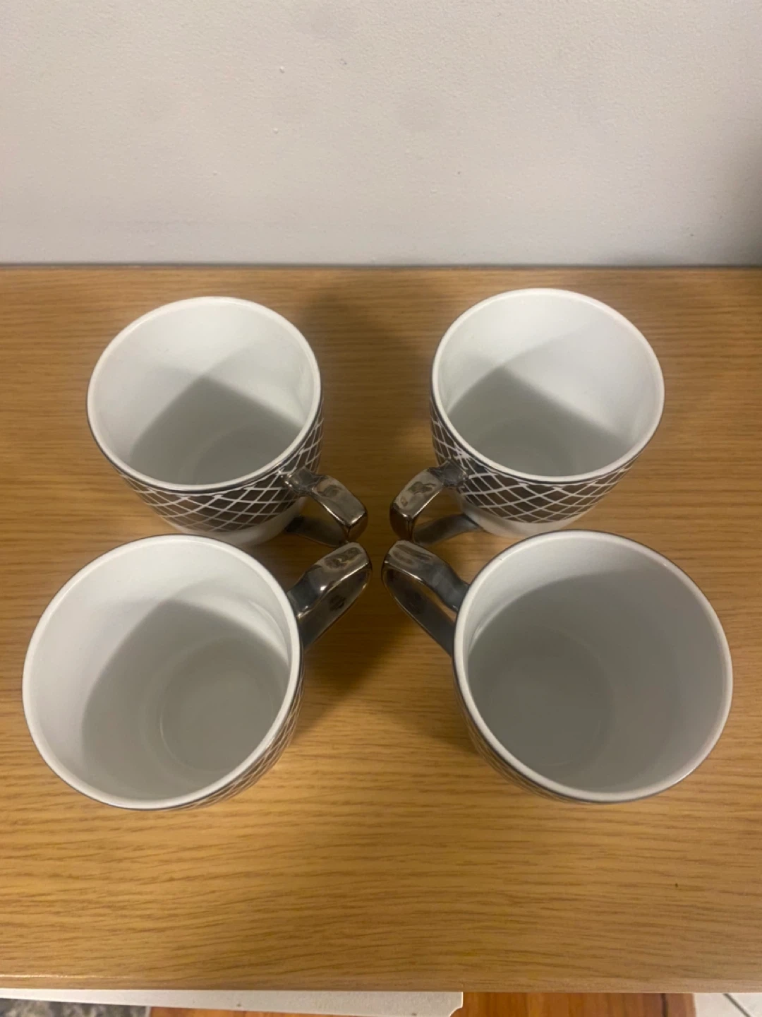 Set of 4 Ceramic Mugs with Geometric Design - photo 2