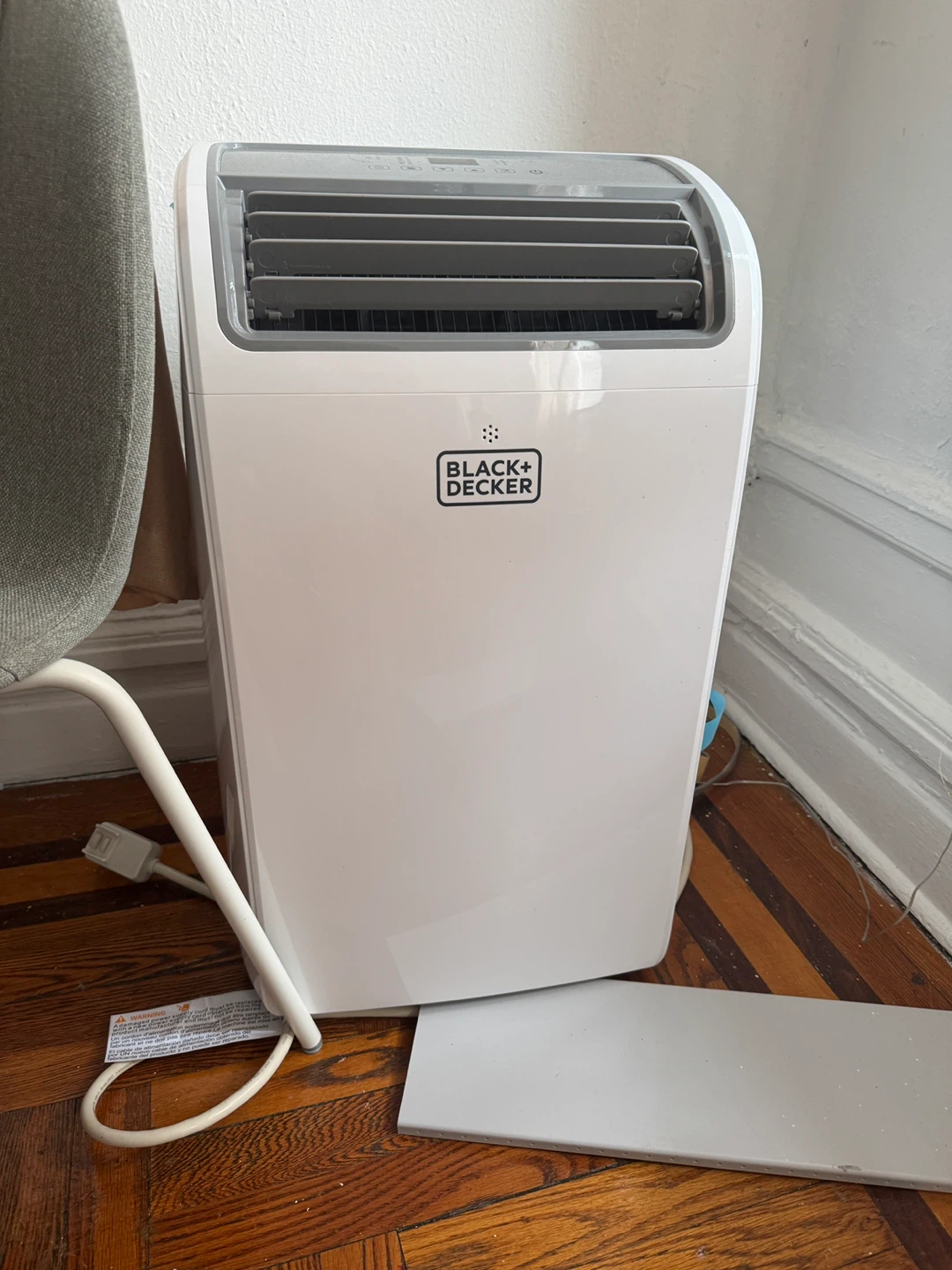 BLACK+DECKER Portable Air Conditioner White