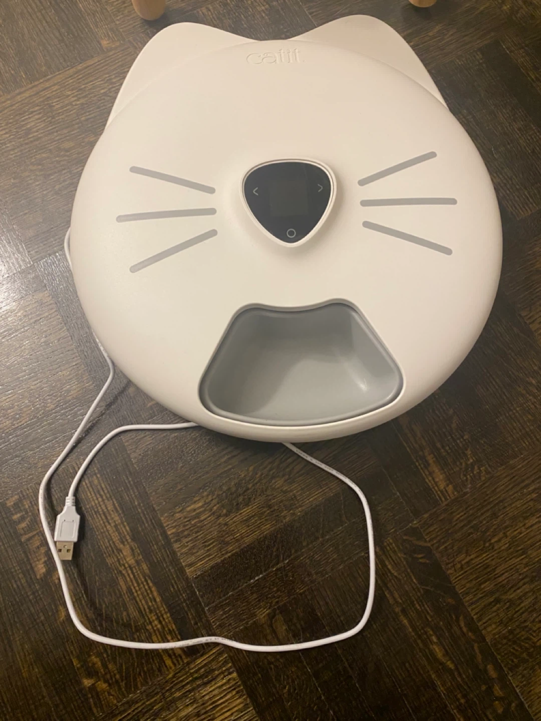 Catit White Automatic Pet Food Feeder