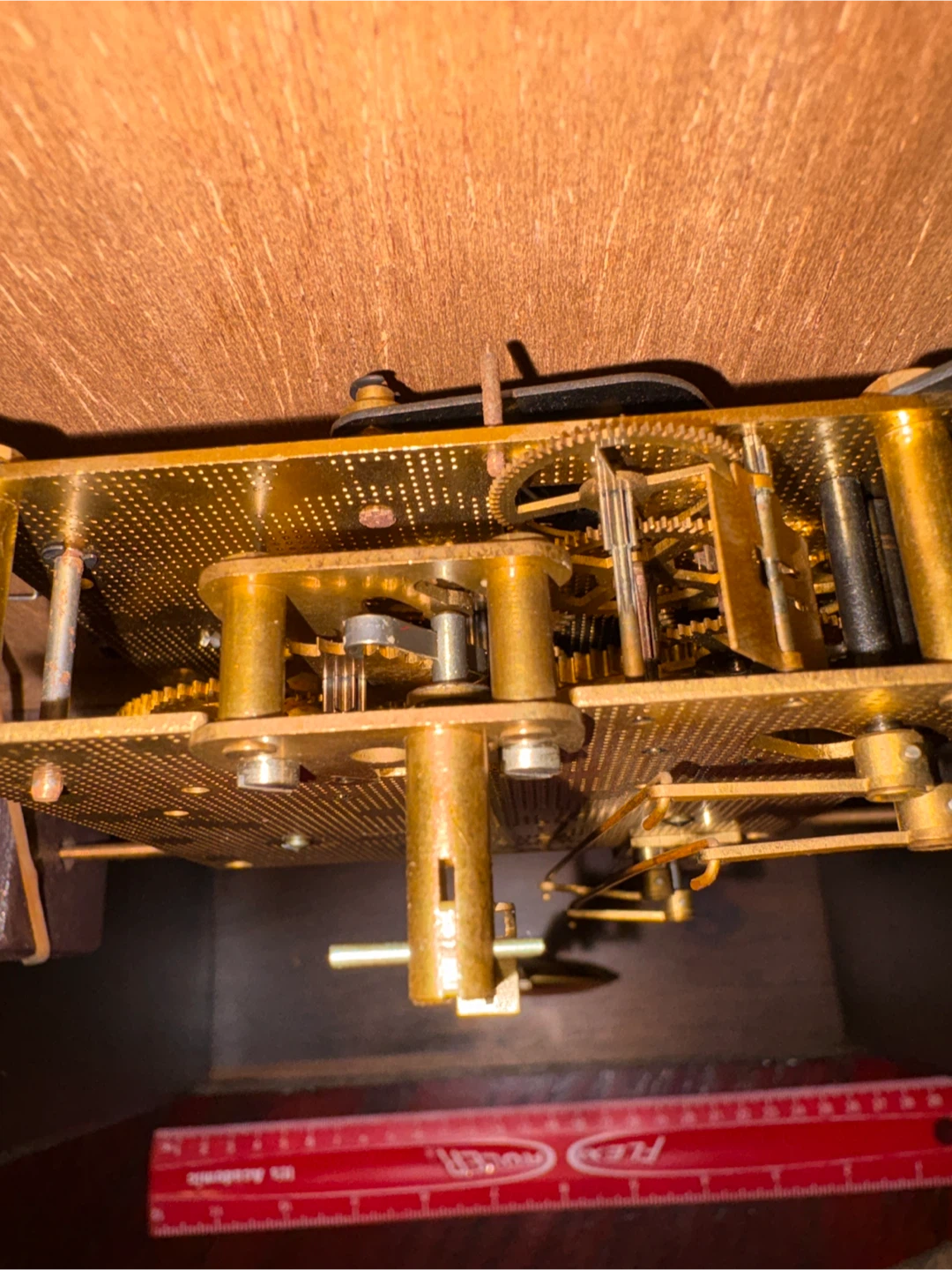 8-Day Vintage Pendulum Clock (NEEDS MINOR REPAIR) - photo 5