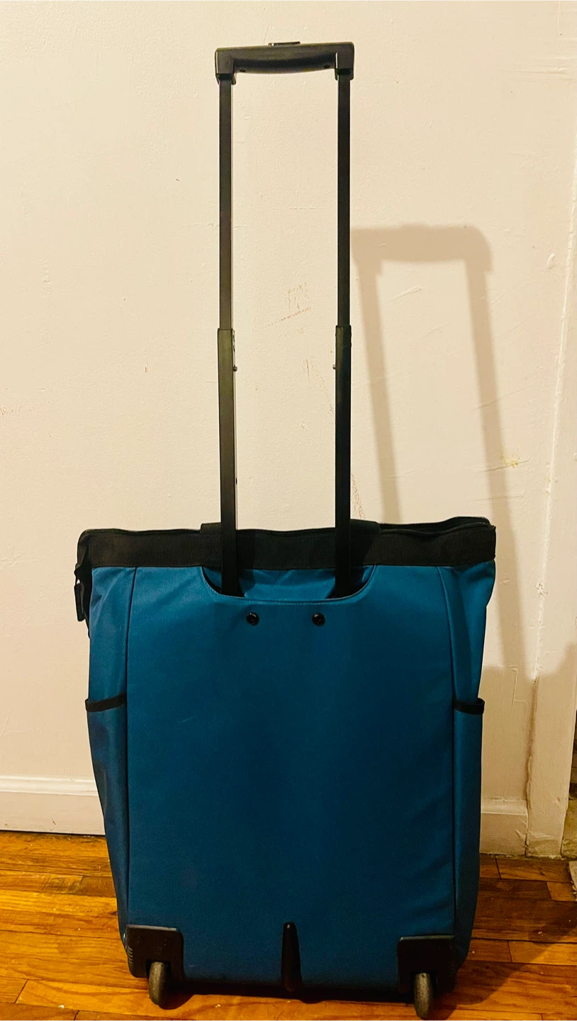 Olympia Luggage Teal Rolling Tote Bag - photo 2