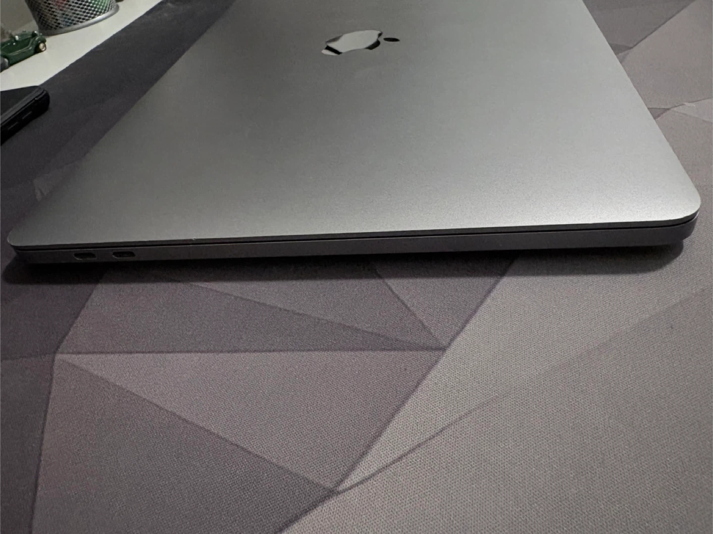 Apple MacBook Pro 13-inch 2018 256GB with touchbar - photo 4