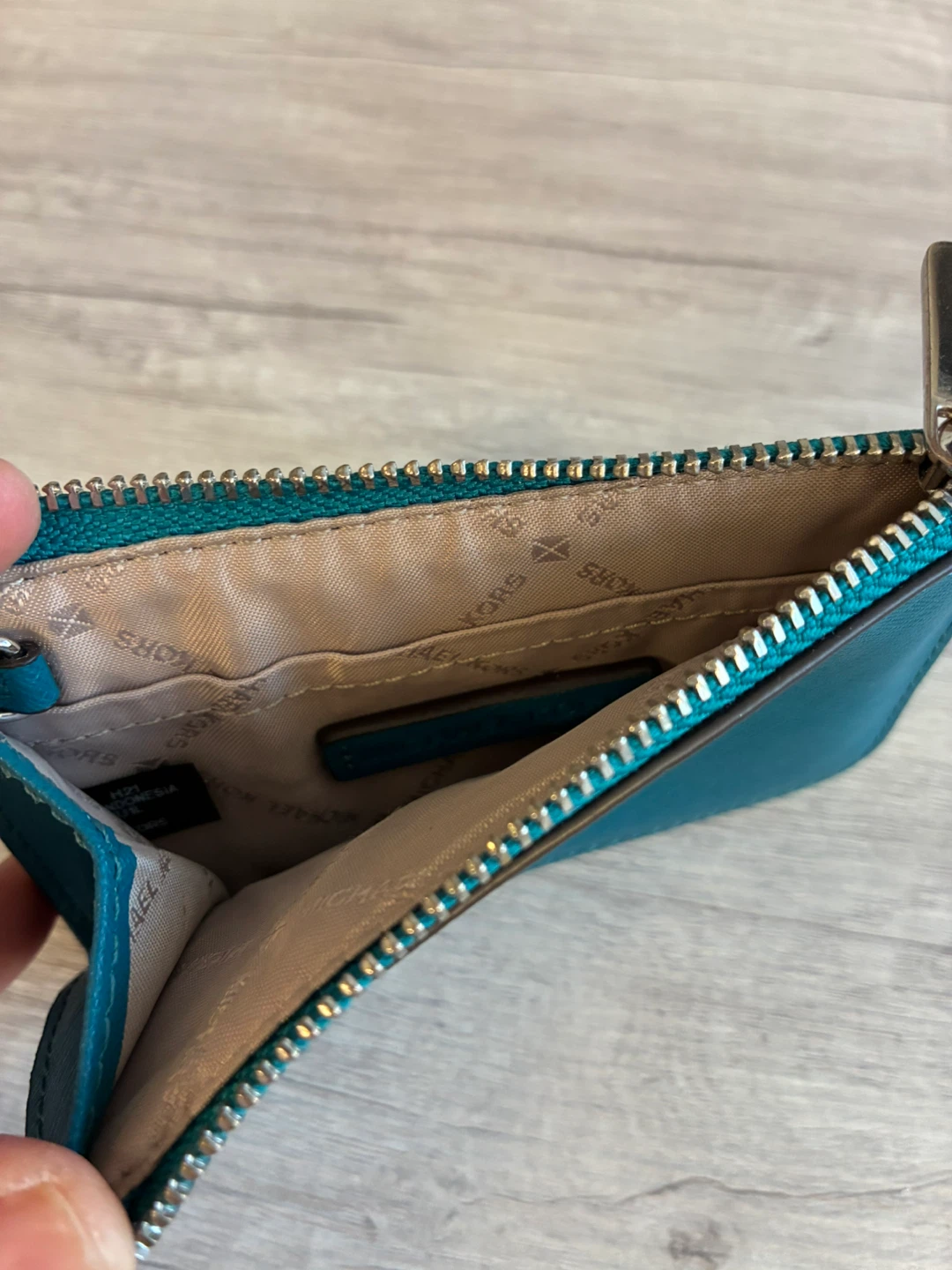 Michael Kors Teal Card Holder with Zipper Pouch and Key Ring - photo 3