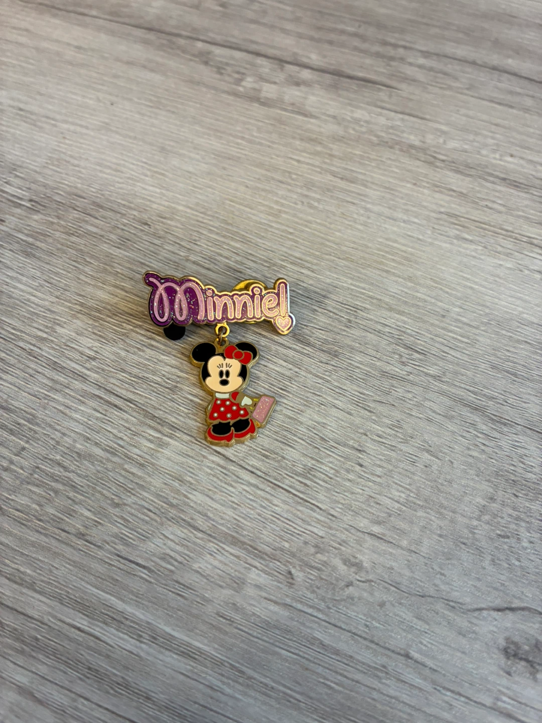 Minnie Mouse Enamel Pin