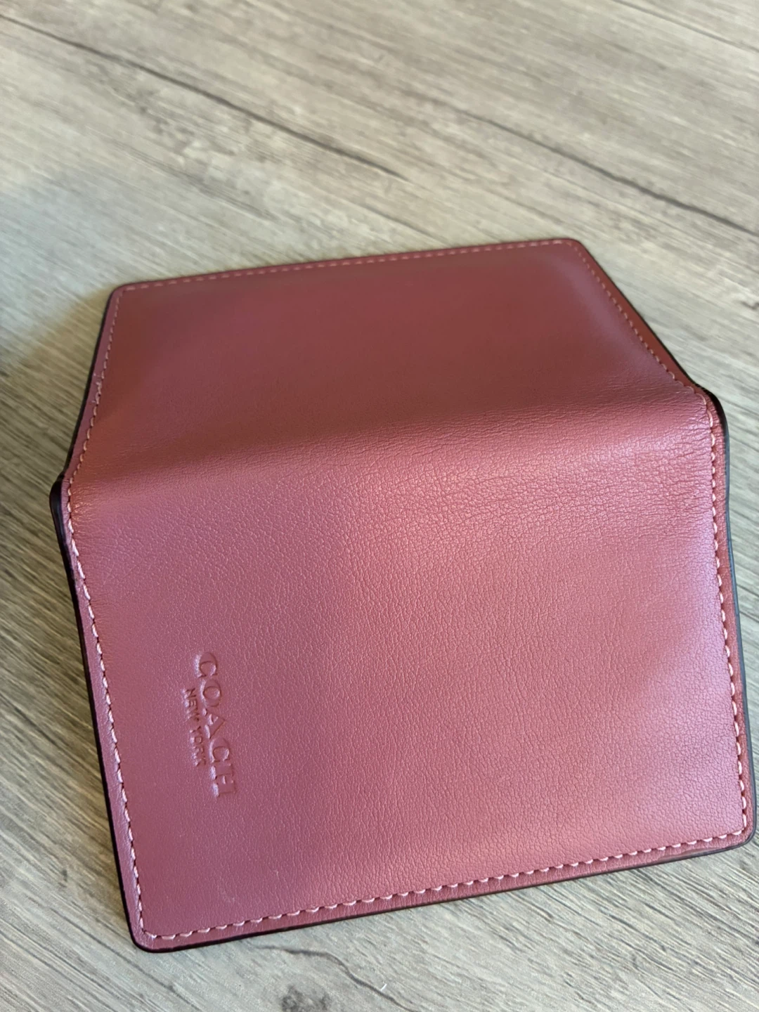 Coach Pink Leather Business Card Holder - photo 3