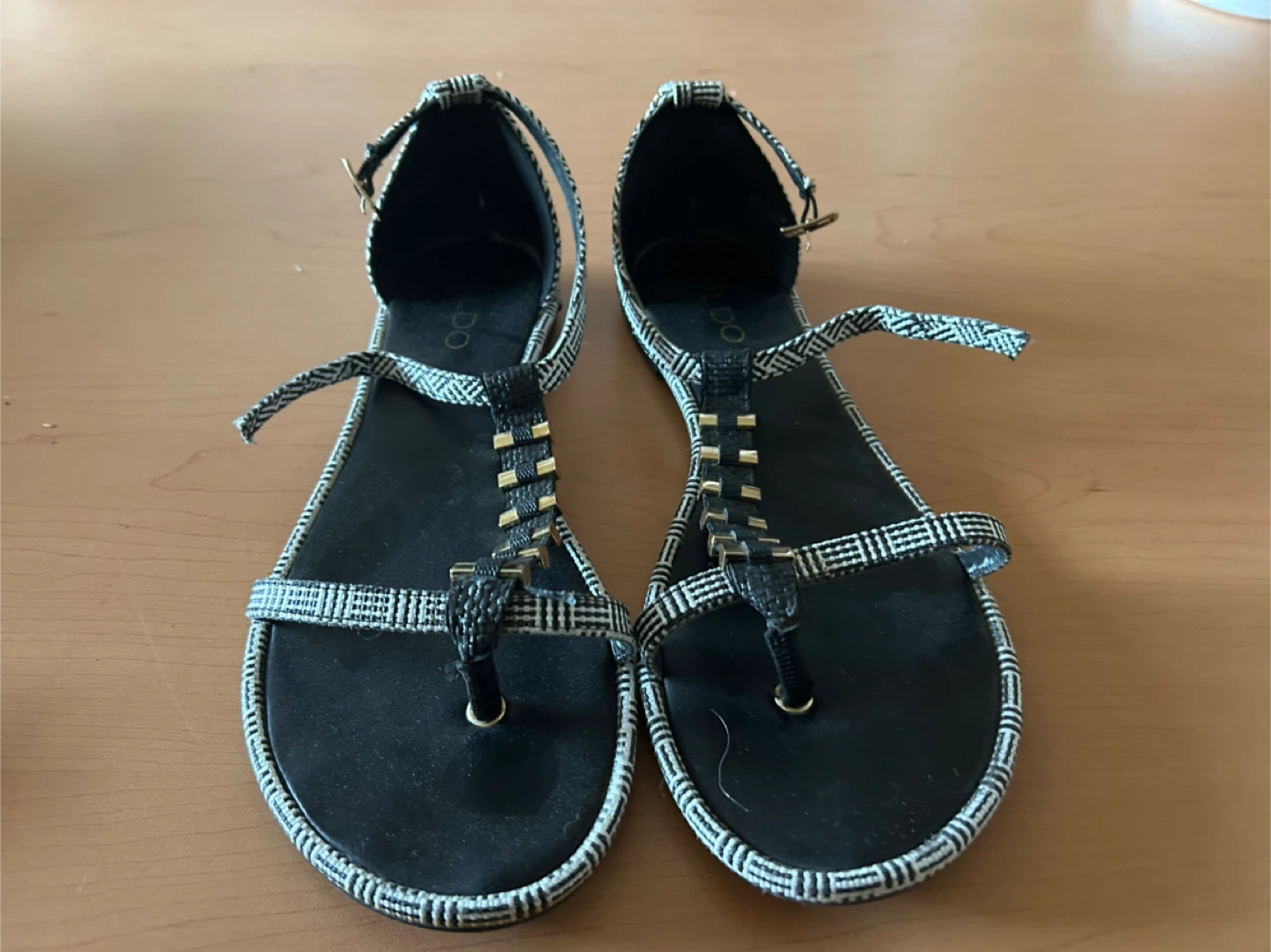 10 size ALDO Women's Black and White Patterned Flat Sandals - photo 3