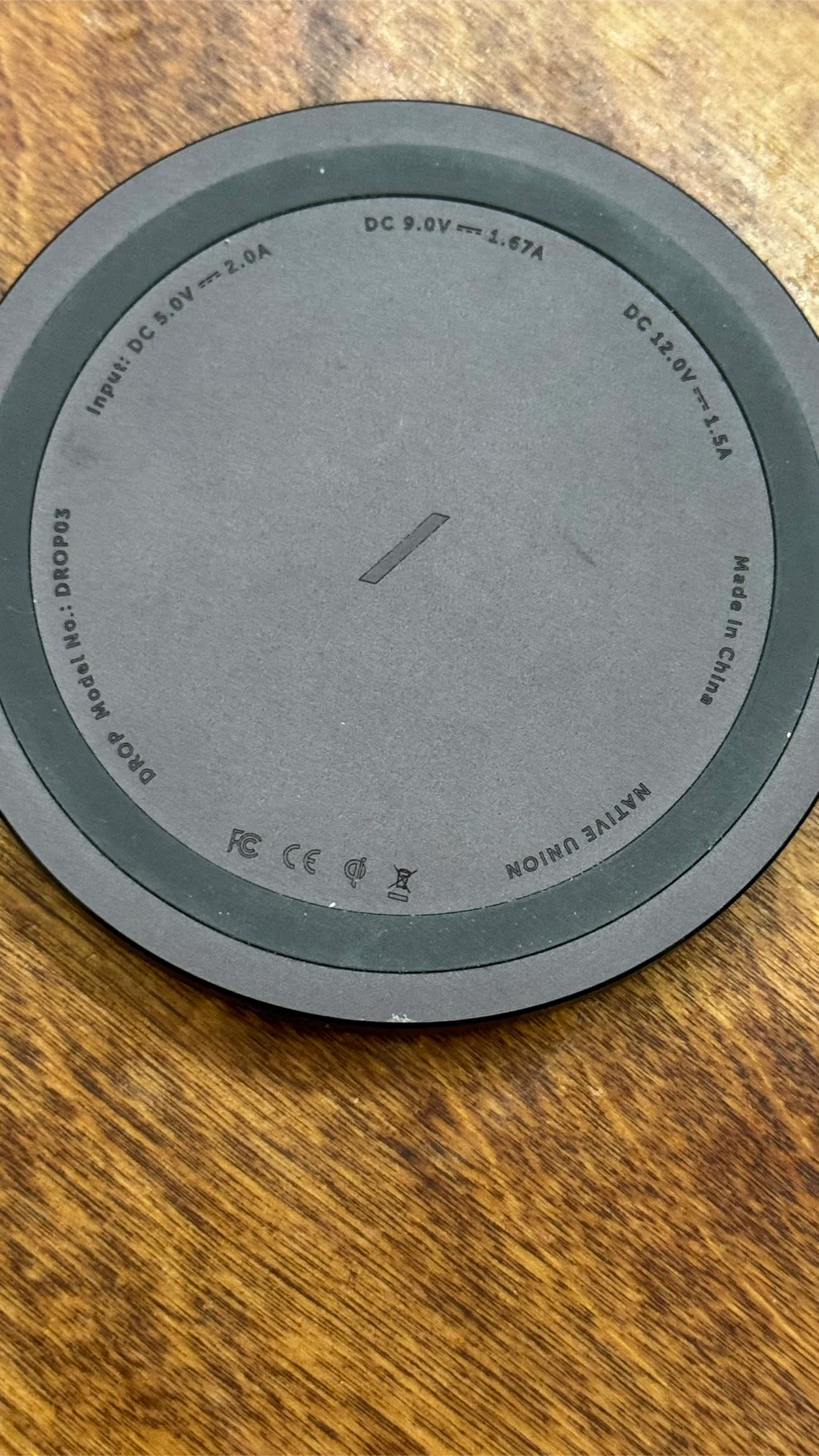 Native Union Wireless Charger - photo 3