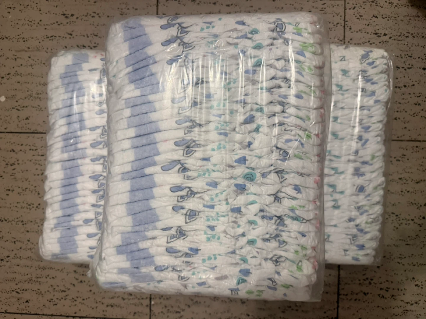 Kirkland size 5 diapers