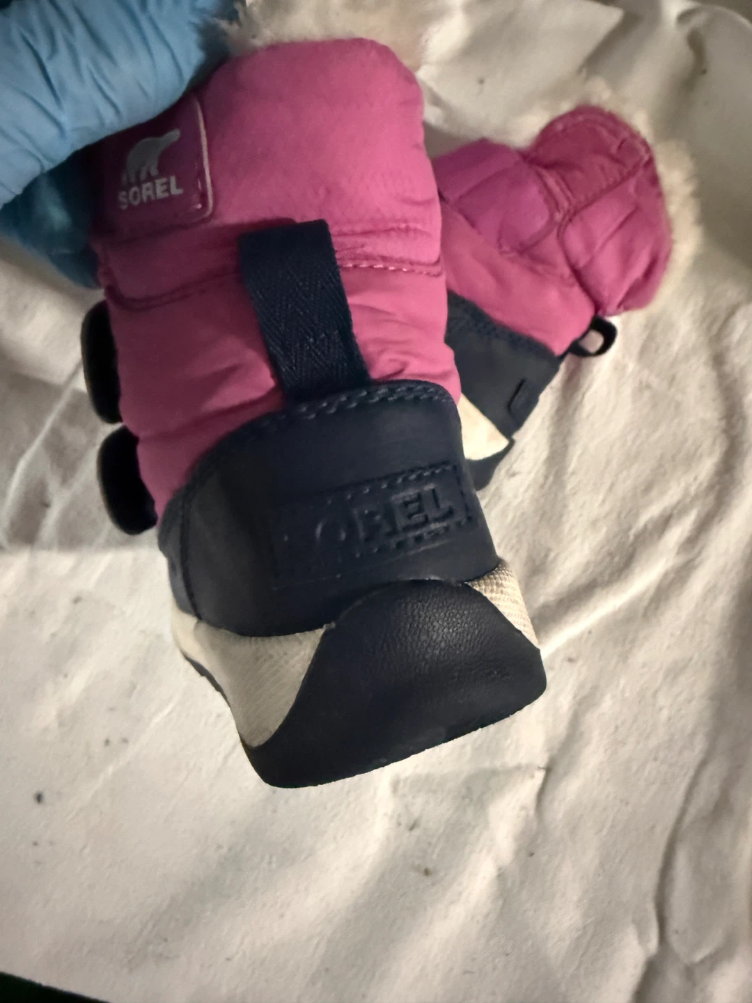 Sorel Pink Winter Boots - photo 5