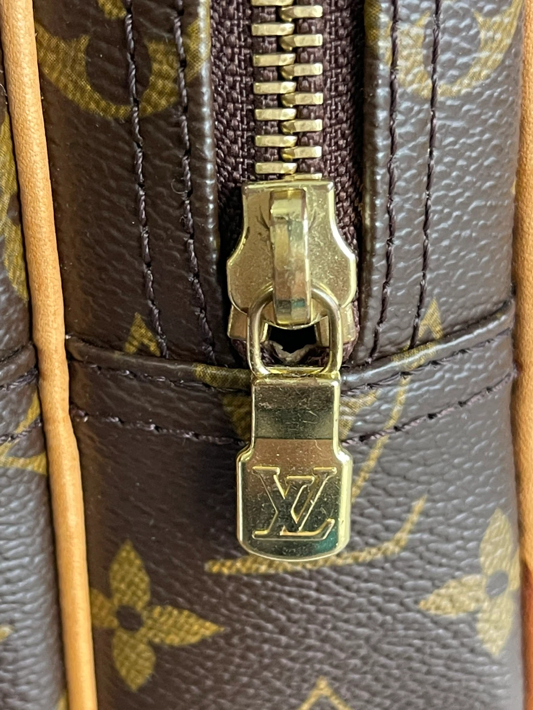 Louis Vuitton Monogram Reporter Pm Shoulder Bag - photo 5