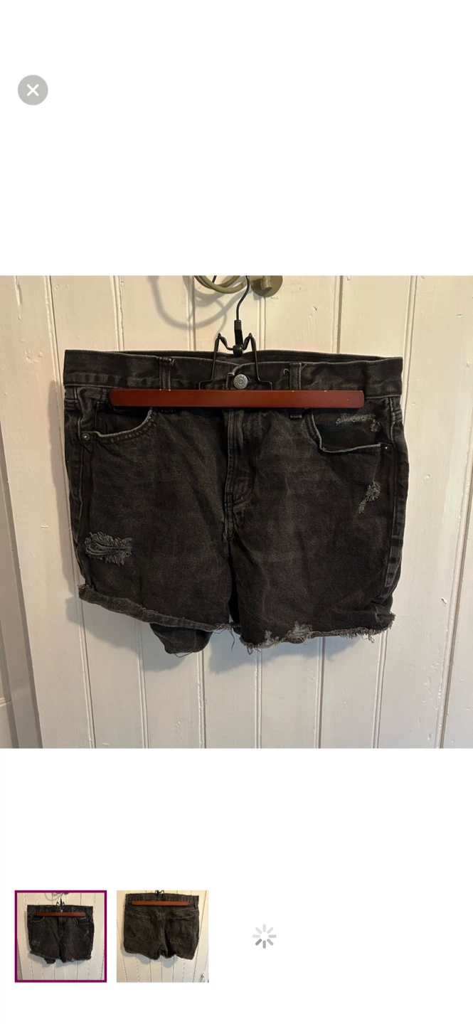 Old Navy Distressed Black Denim Shorts Size 6