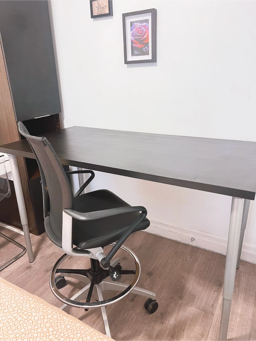 Height Adjustable Desk + Swivel Chair,small fee for delivery