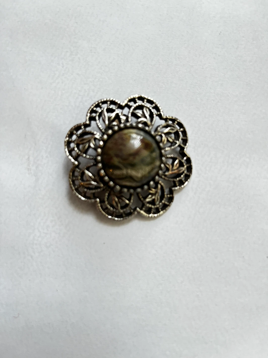 Vintage Floral Brooch with Stone Inlay - photo 4