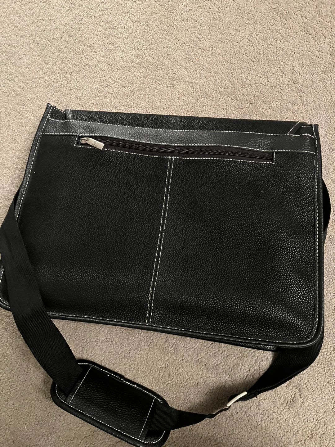 Black Messenger Bag 🥕 - photo 4