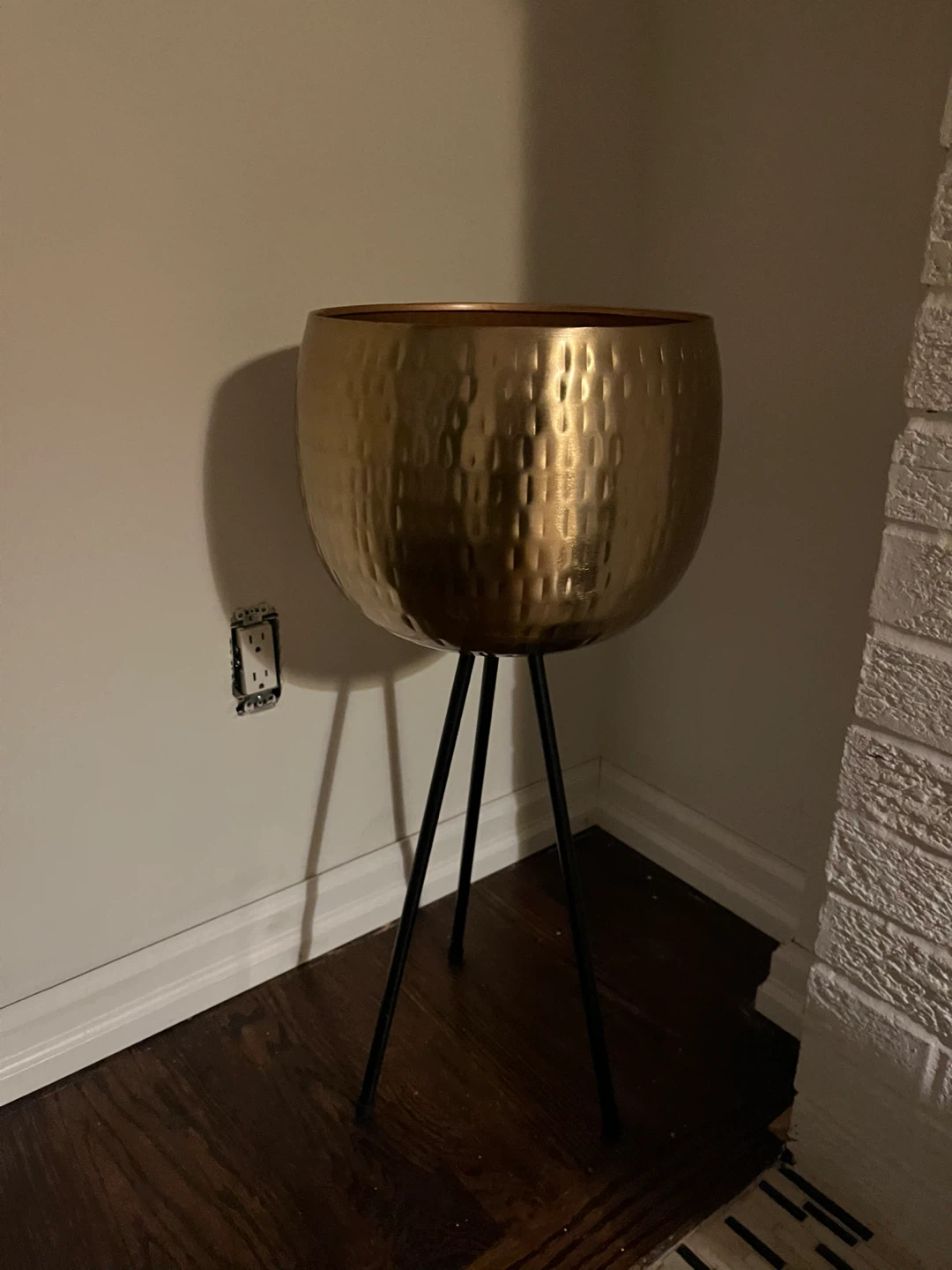 Gold Hammered Metal Plant Stand 🥕