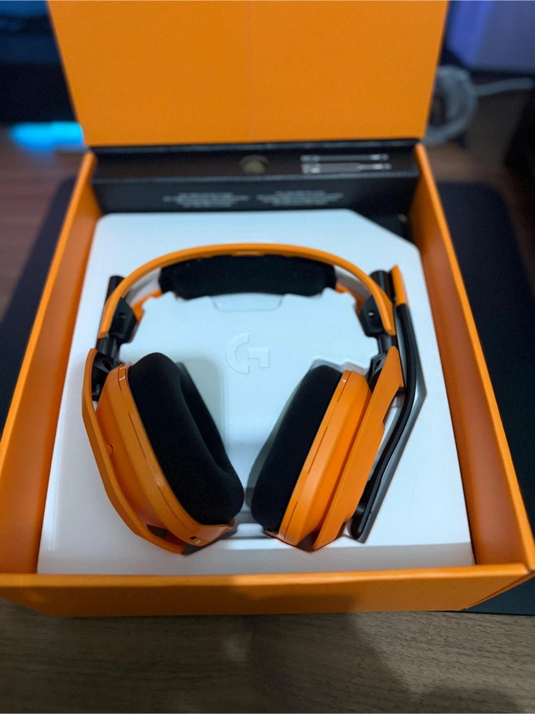 Logitech Astro A50 McLaren Special Edition