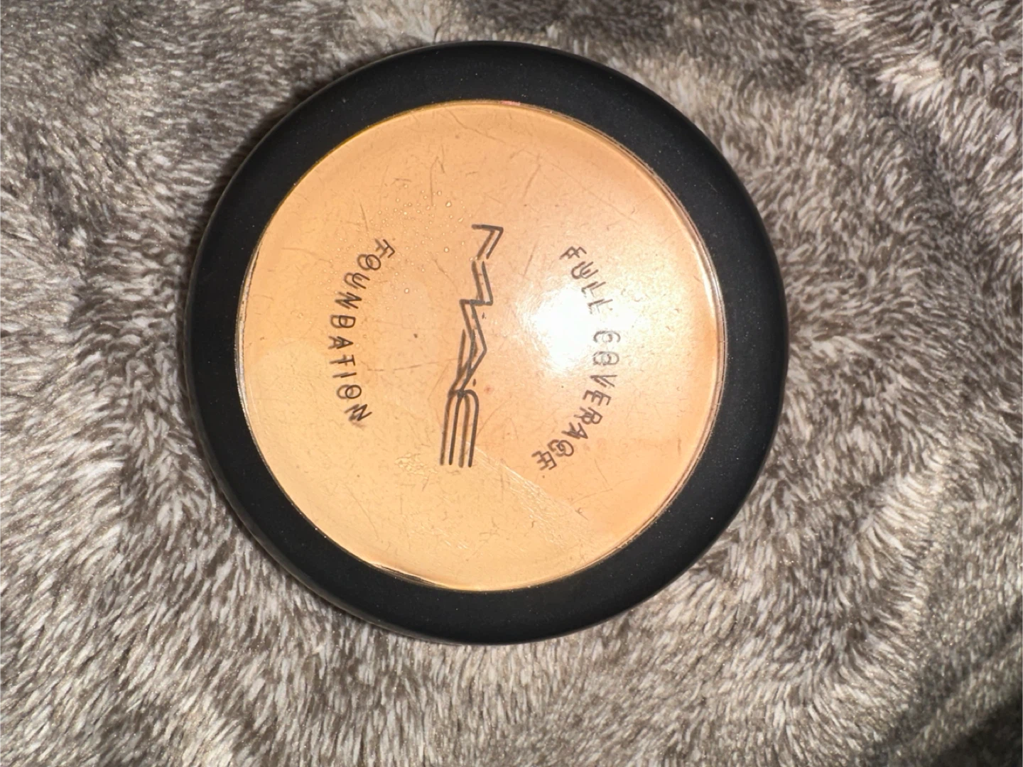 MAC Full Coverage Foundation NC30 - photo 3