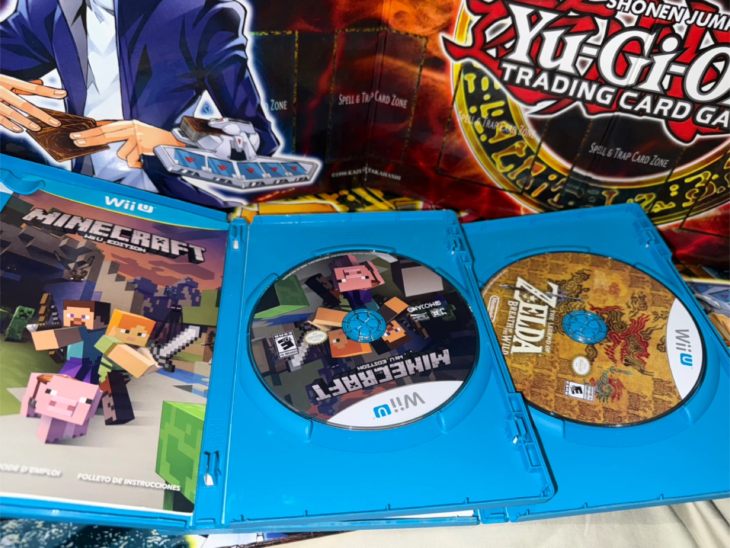 Nintendo Wii U Games: Minecraft & Zelda: Breath of the Wild - photo 2