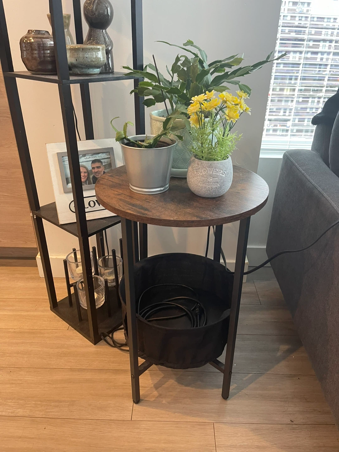 Round Accent Side Table with Black Storage Basket - photo 4