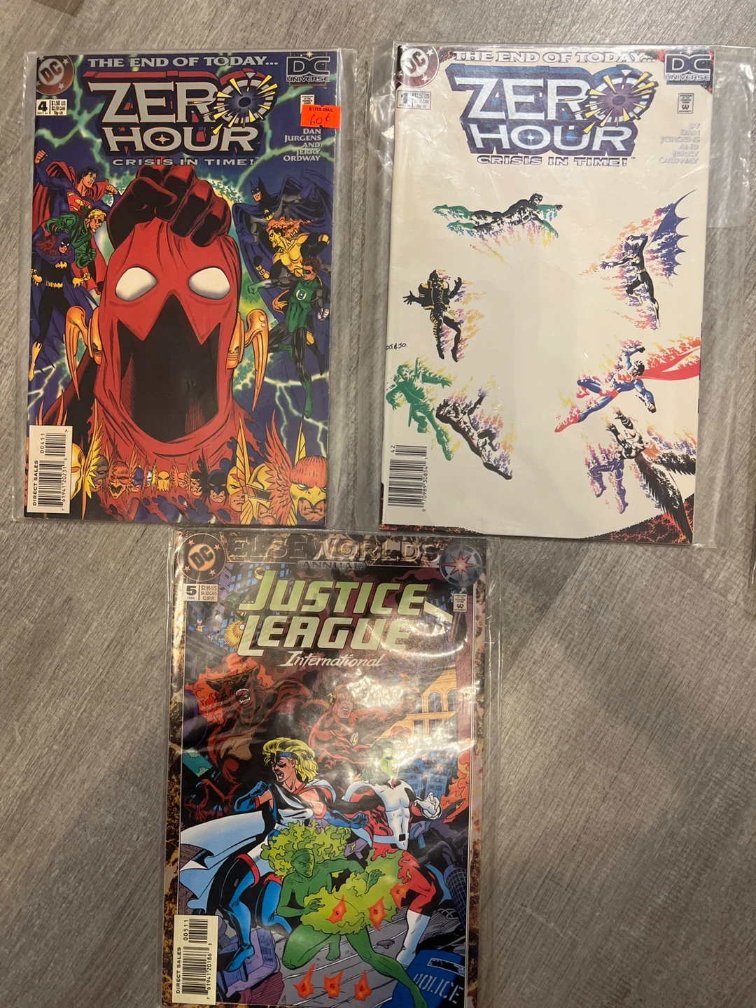 DC Comics Zero Hour & Justice League International Comic Bundle