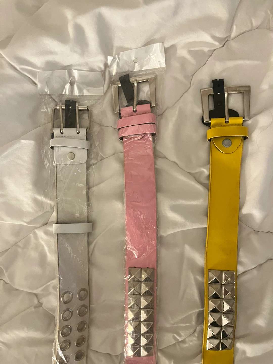 🥕Set of 3 Studded Belts - White, Pink, Yellow - photo 3