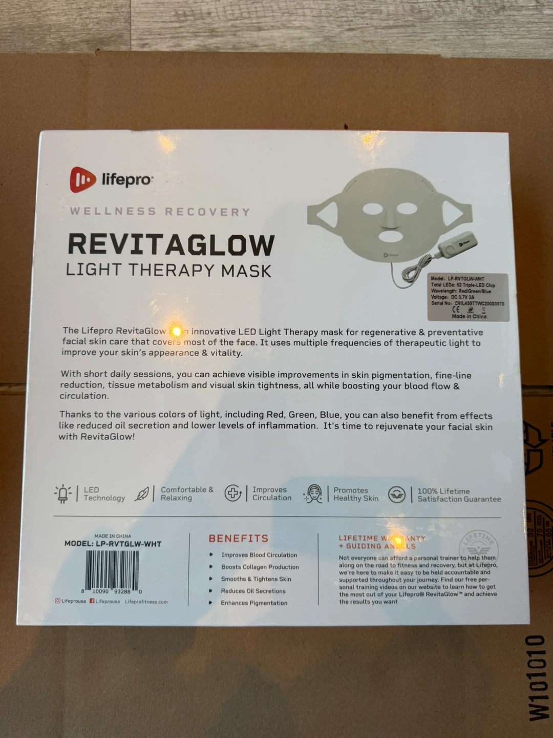Brand new Red therapy mask - photo 2