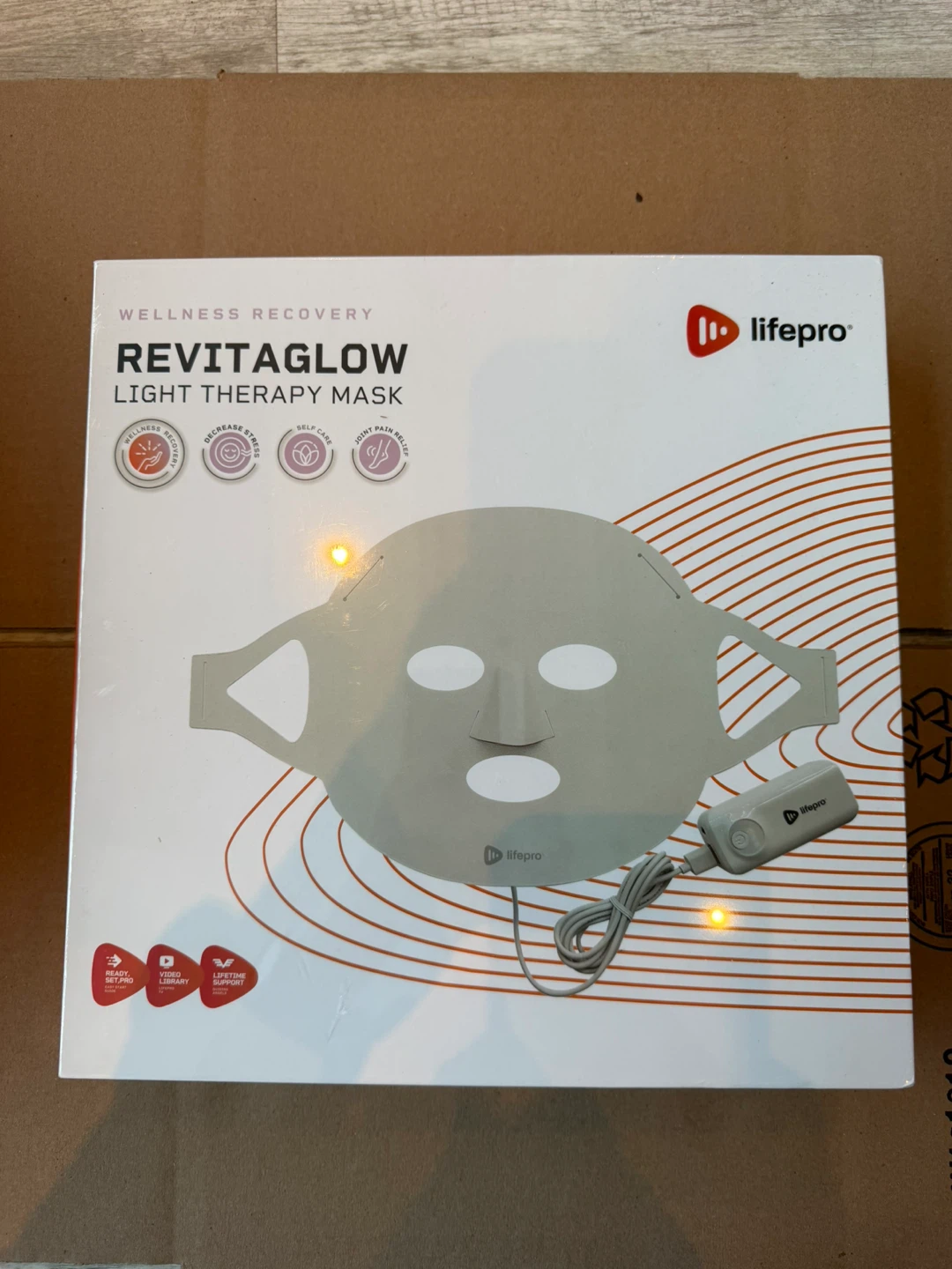 Brand new Red therapy mask