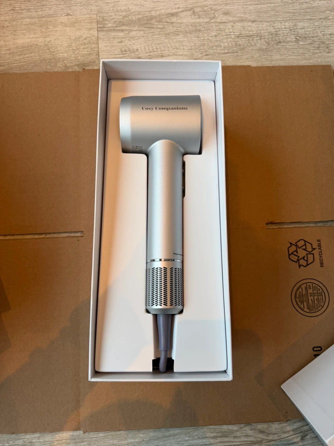 selling a brand new hair dryer