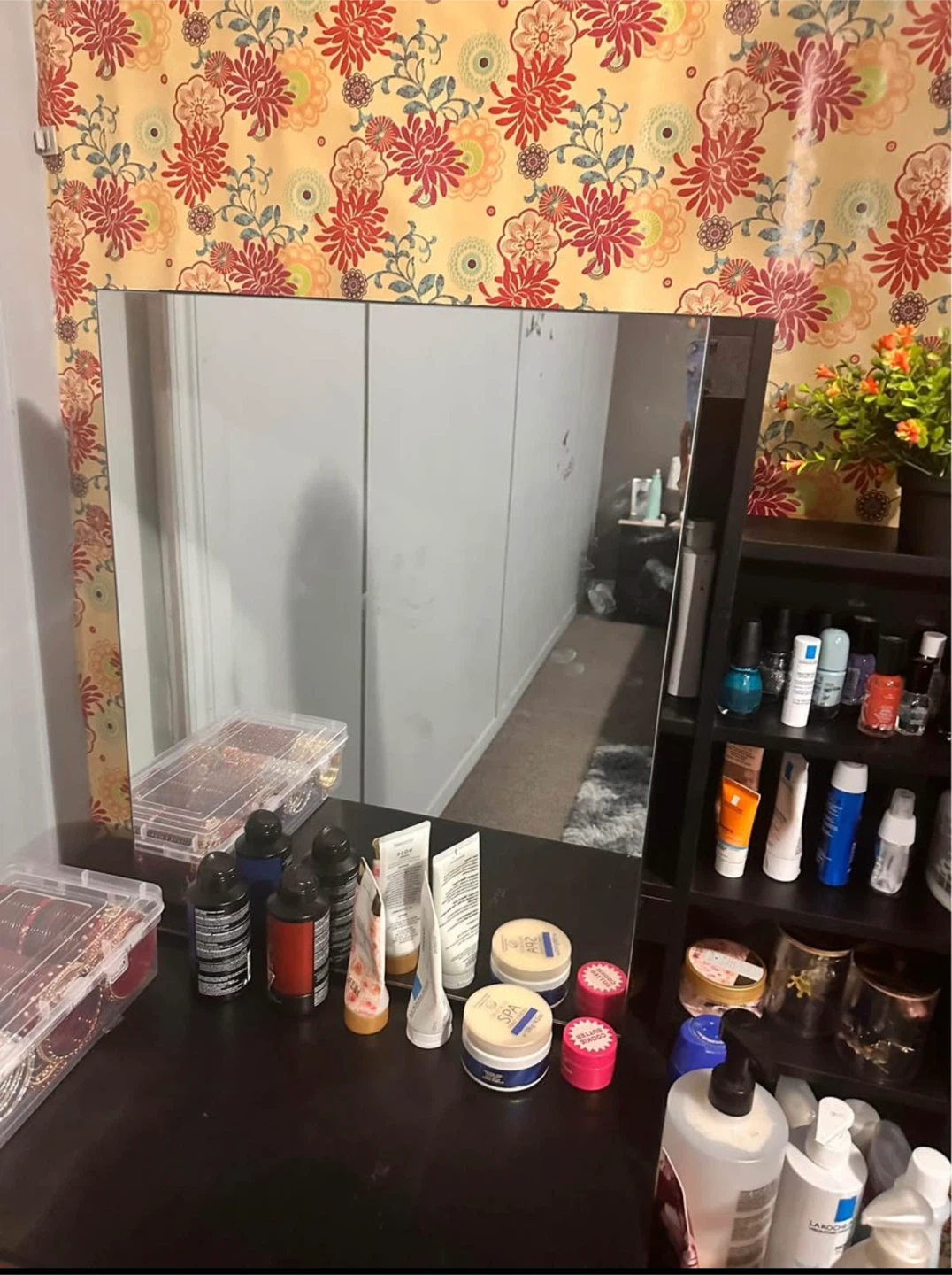 Makeup Vanity with Mirror and Storage - photo 5