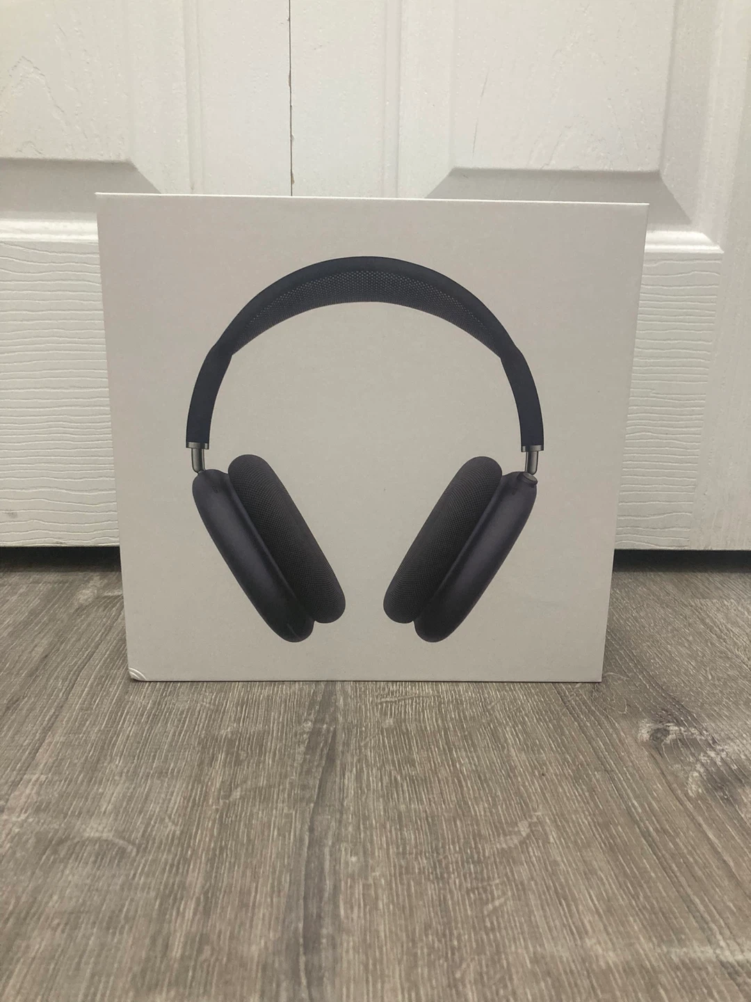 Space Gray AirPods Max - photo 2