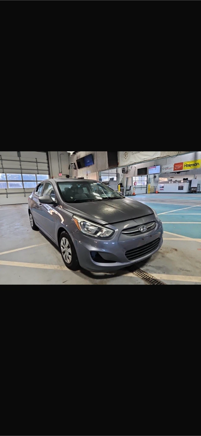 2017 Hyundai Accent SE - photo 4