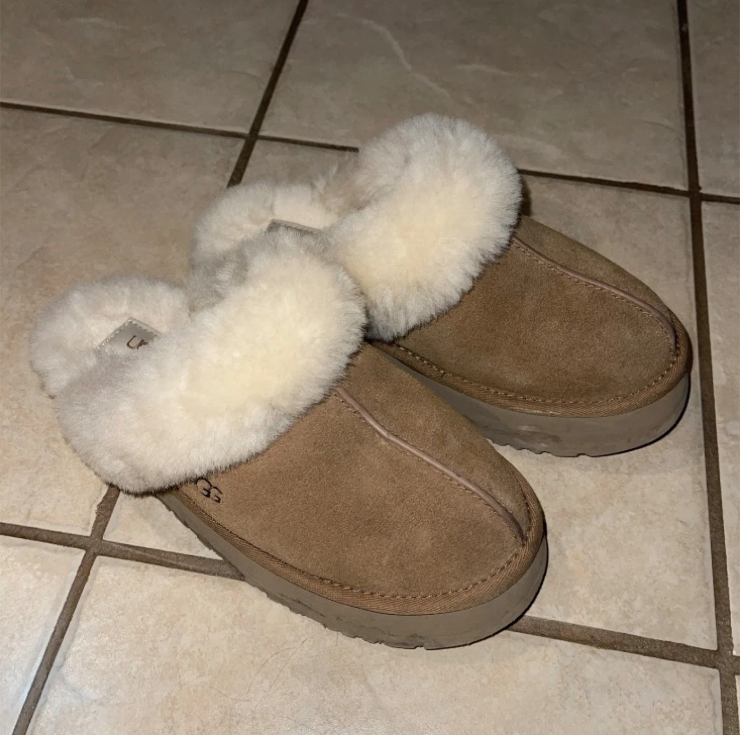 Ugg Tasman’s and slippers - photo 4