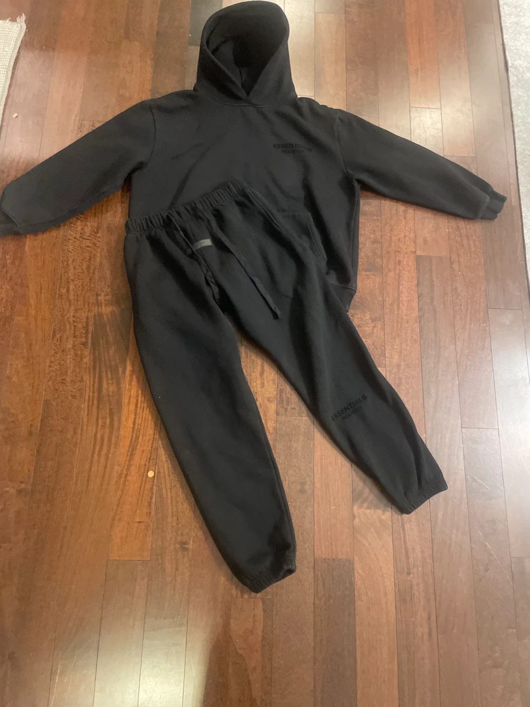 Essentials Fear of God Tracksuit black