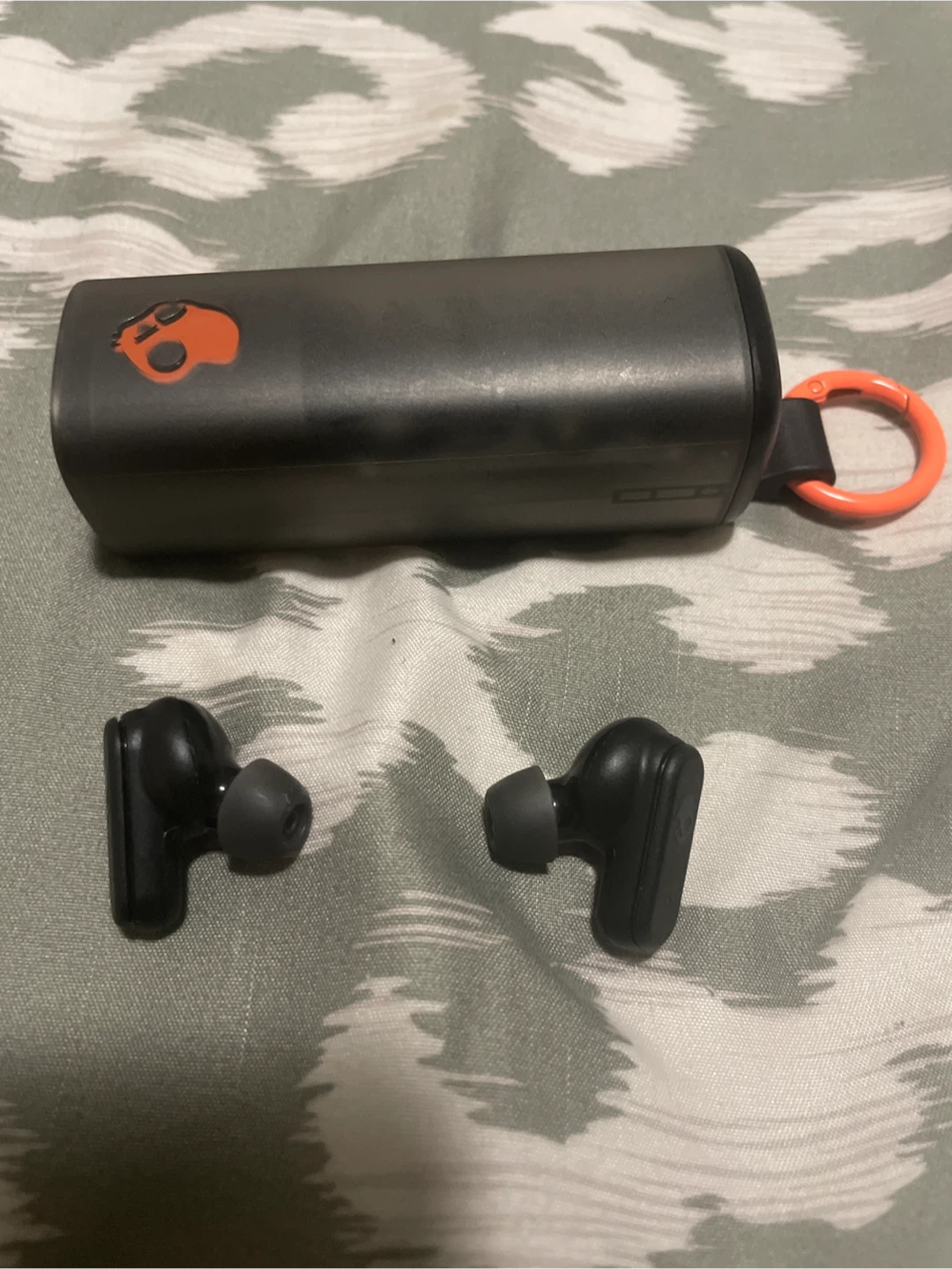 Skullcandy Black Wireless Earbuds with Charging Case - photo 3