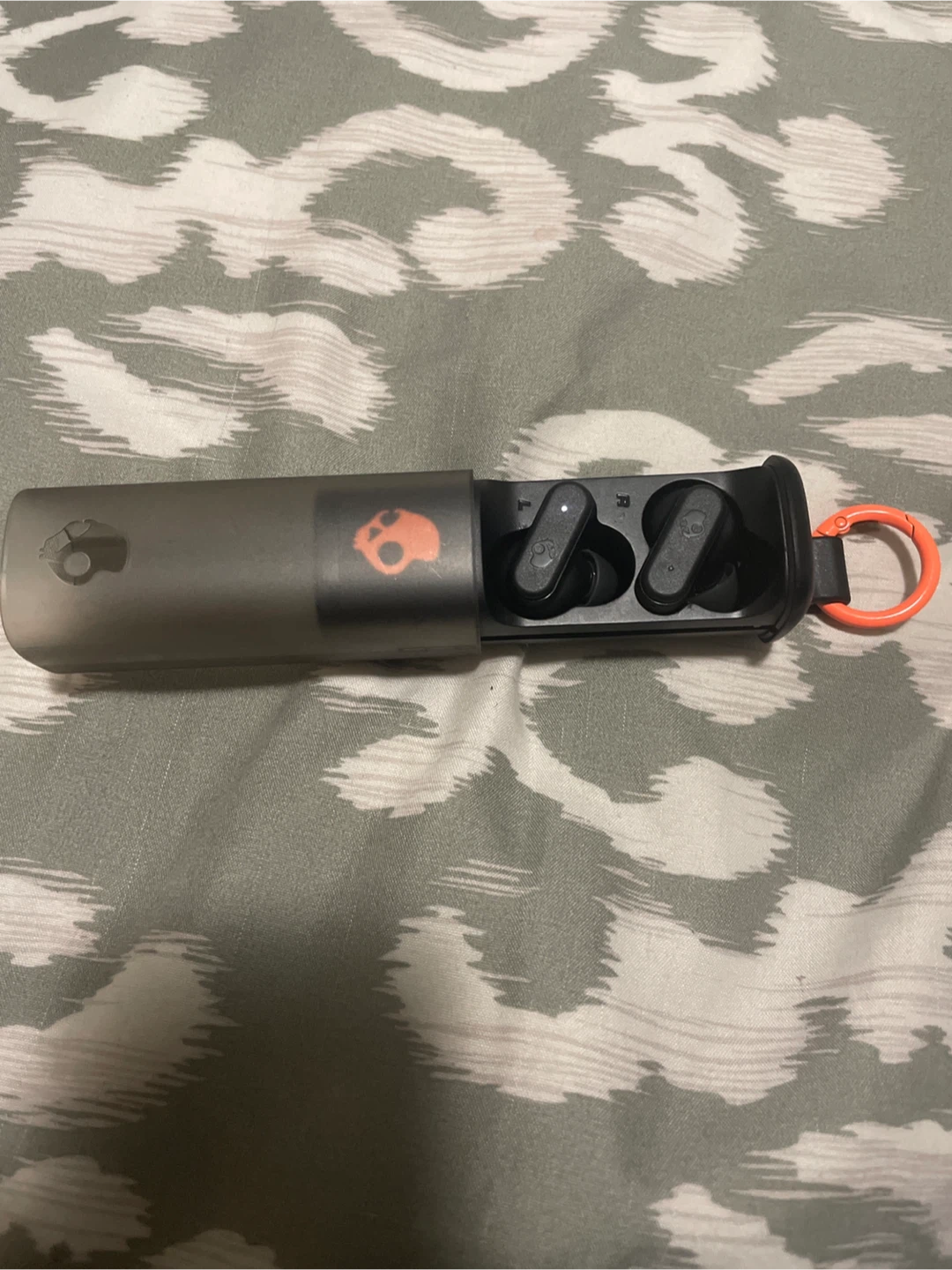 Skullcandy Black Wireless Earbuds with Charging Case