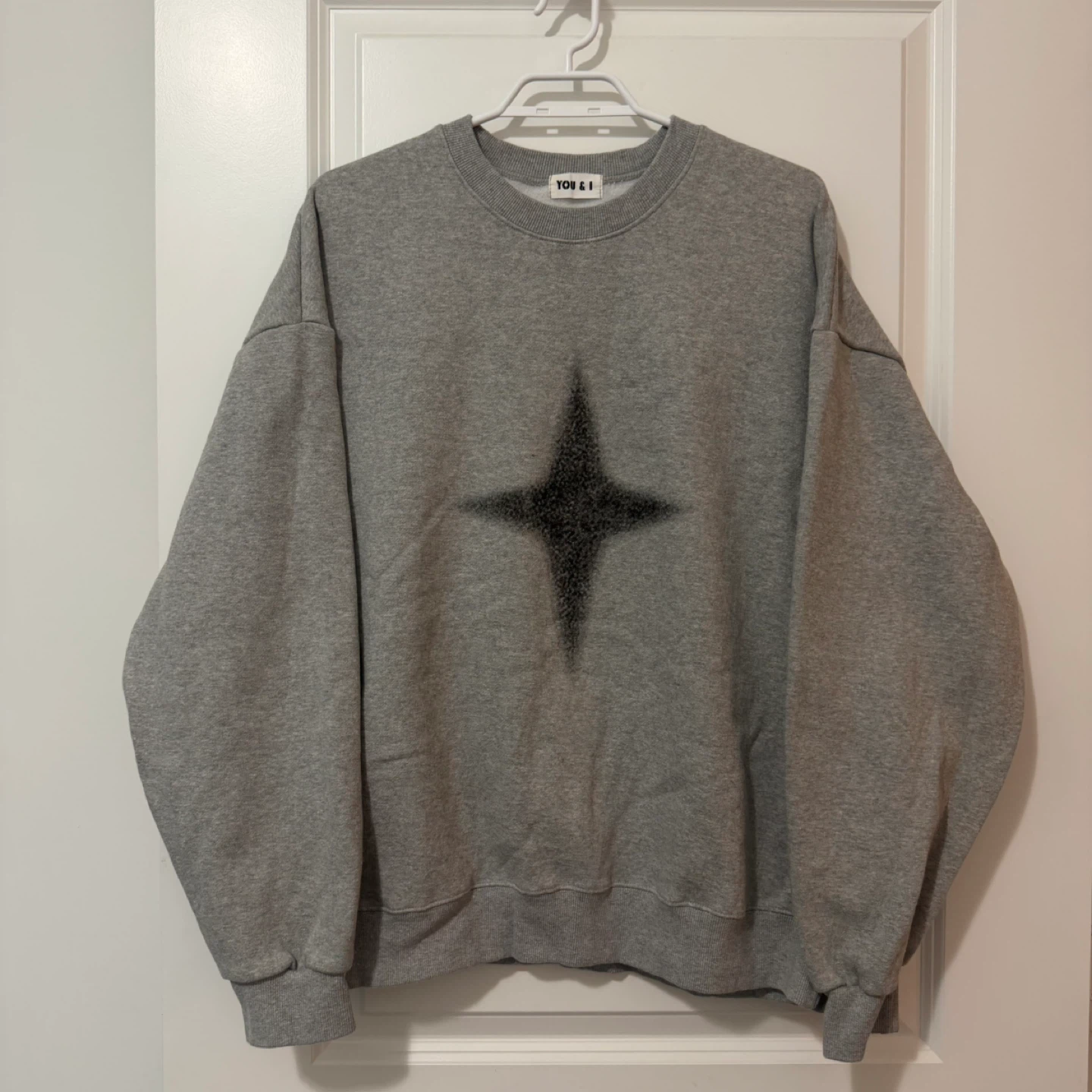 hoodie & sweatshirt bundle – 3 pieces - photo 2