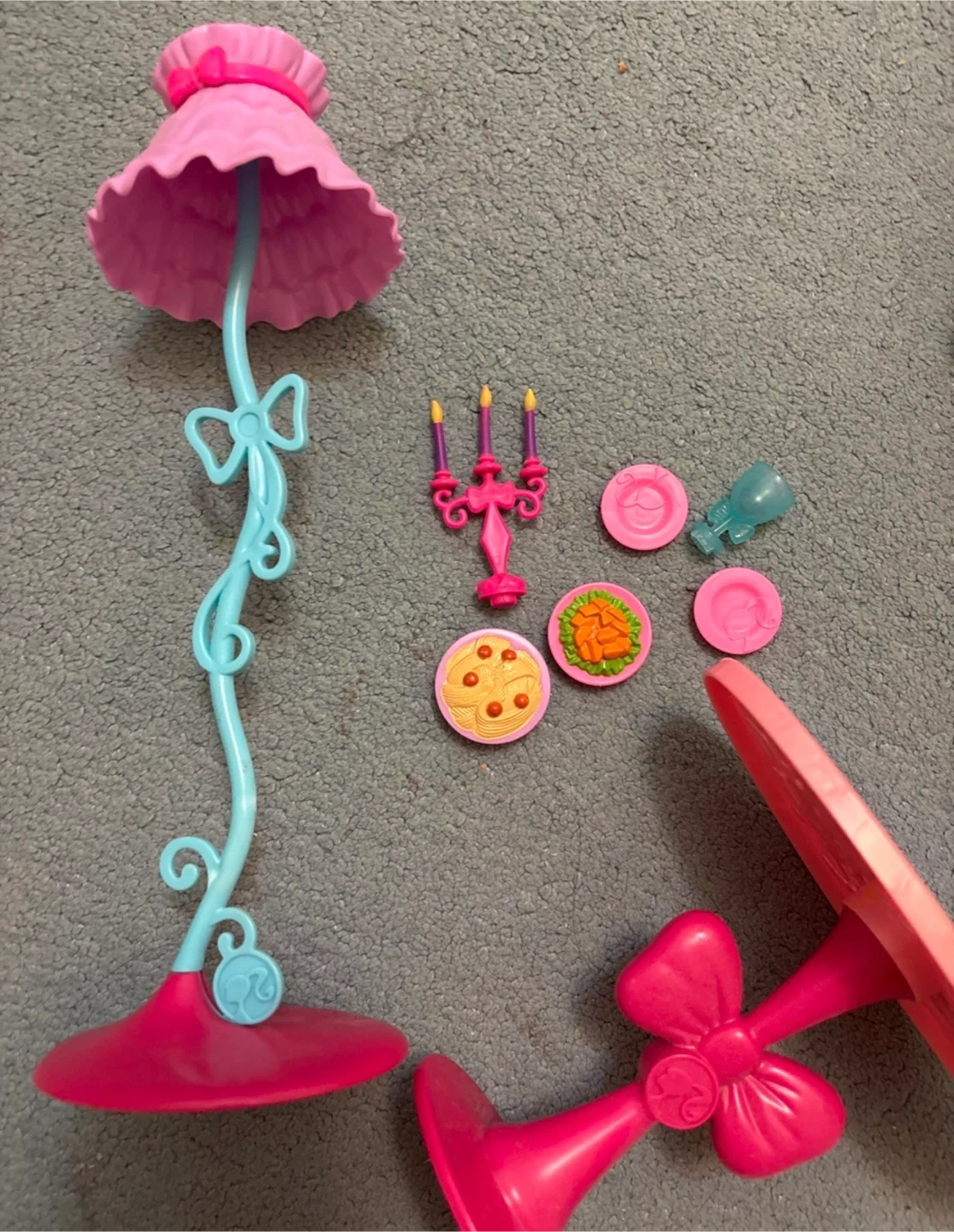 Barbie Dining Set - photo 3
