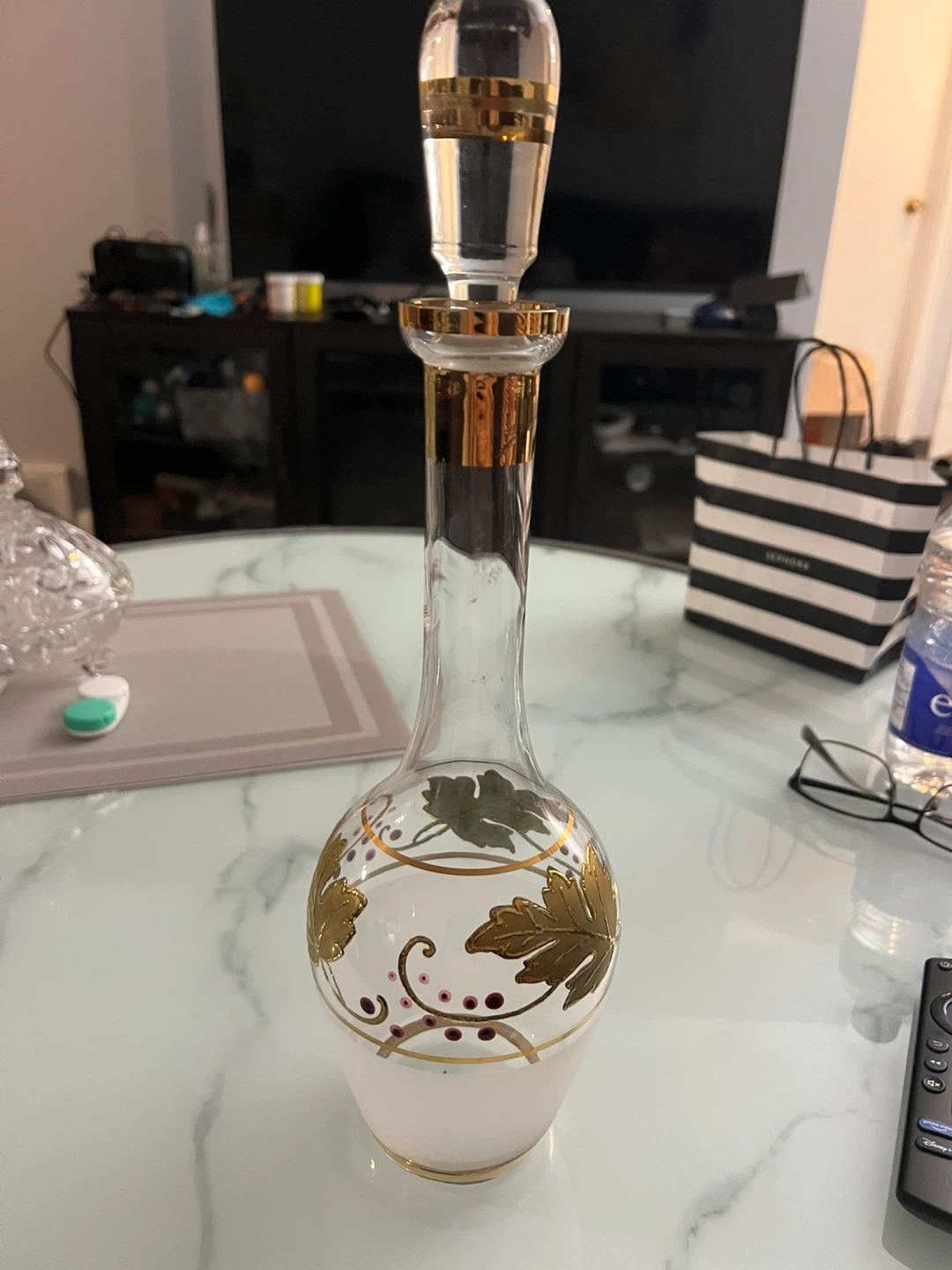 Decorative Glass Decanter with Gold Leaf Design - photo 3