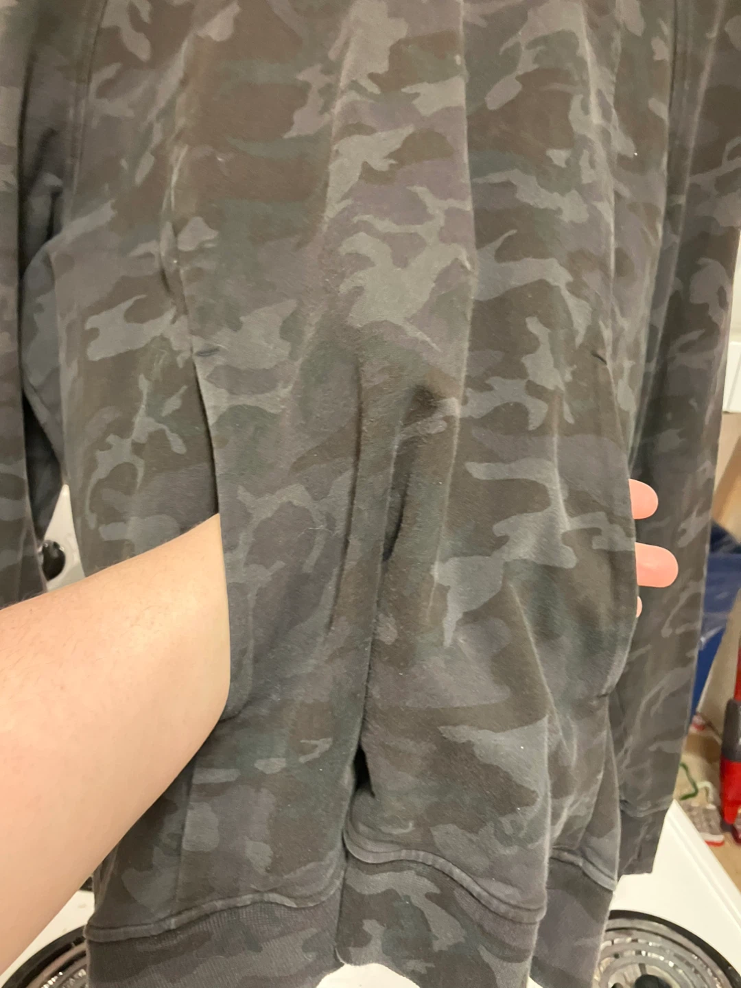 Lululemon Camo Hoodie Size 12 - photo 3